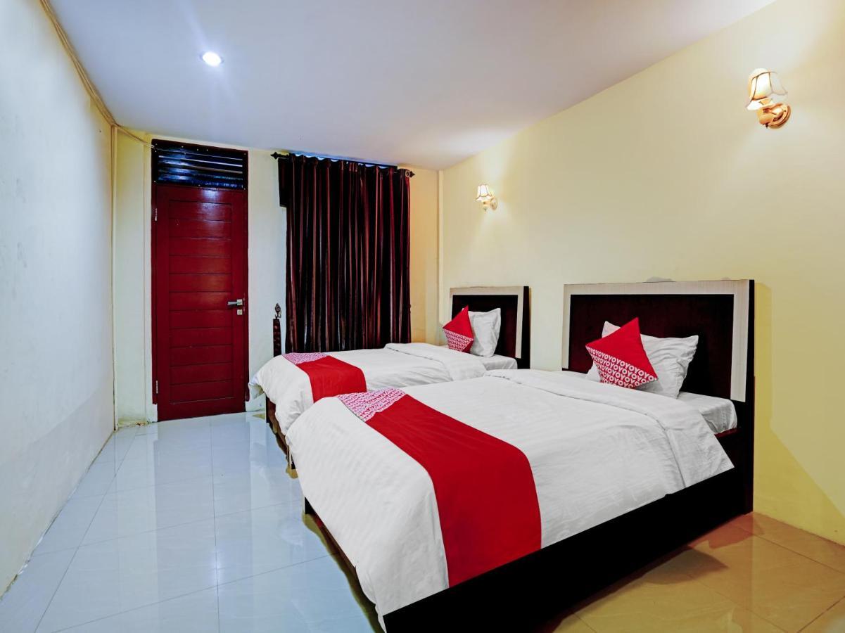 OYO 90331 Hotel Toba Shanda Parapat Exterior foto