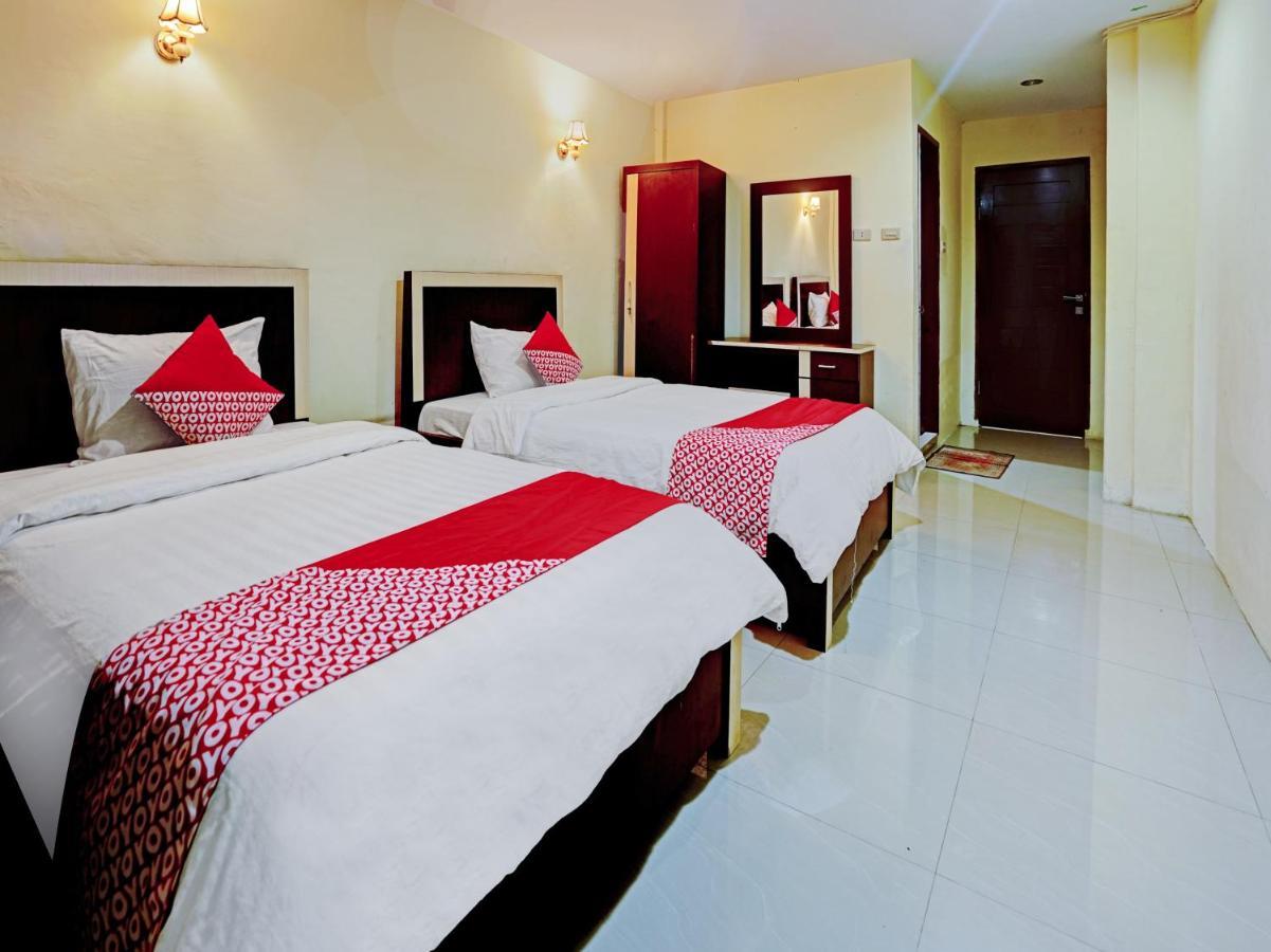 OYO 90331 Hotel Toba Shanda Parapat Exterior foto