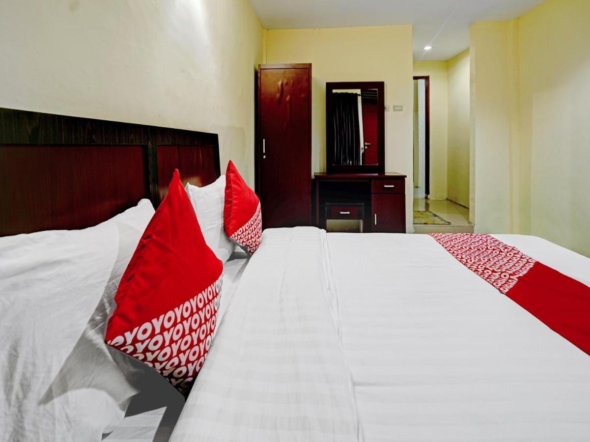 OYO 90331 Hotel Toba Shanda Parapat Exterior foto